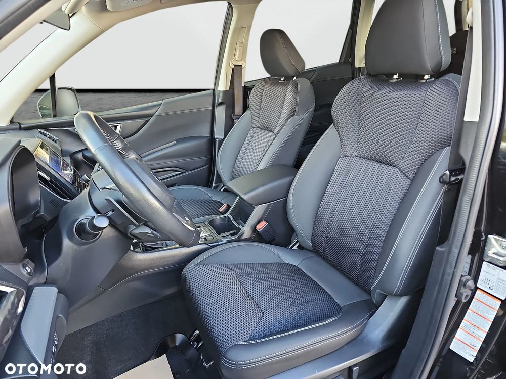 Subaru Forester 2.0i-L Exclusive (EyeSight) Lineartronic - 12