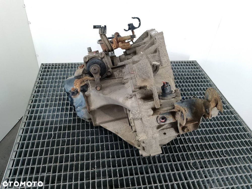 SKRZYNIA BIEGÓW MANUALNA TOYOTA YARIS I C153 1.4 D-4D - 2
