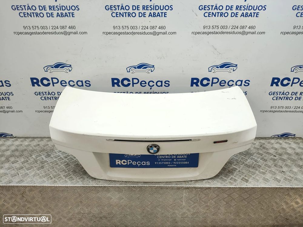 Tampa Porta Mala BMW Serie 1 E82 Coupé Original - 5