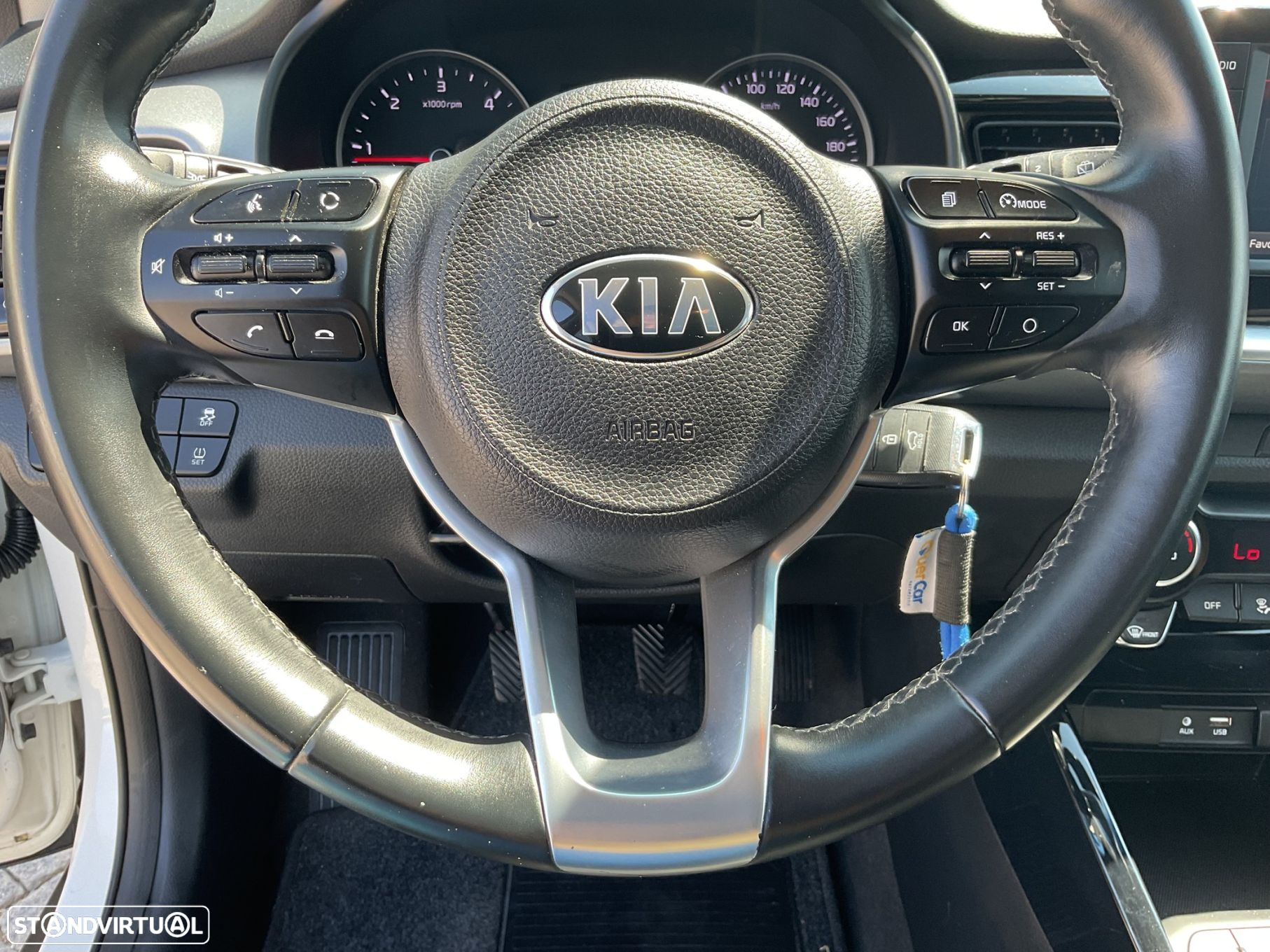 Kia Stonic 1.6 CRDi Urban - 37