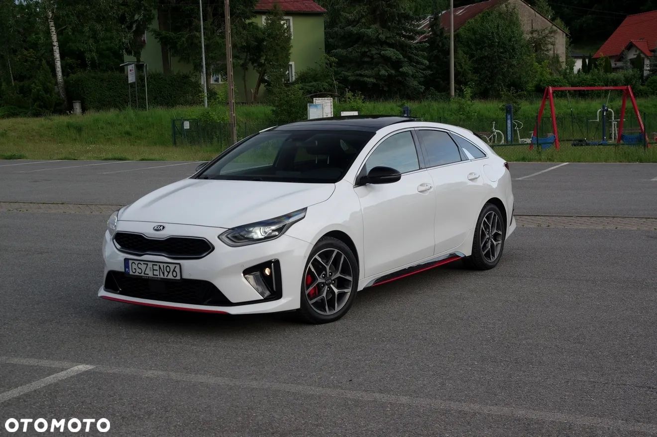 Kia ProCeed 1.6 CRDi GT Line DCT - 1
