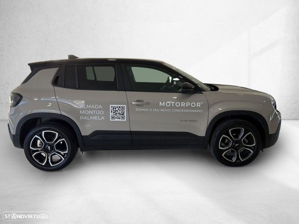 Jeep Avenger 1.2 GSE T3 Summit - 4