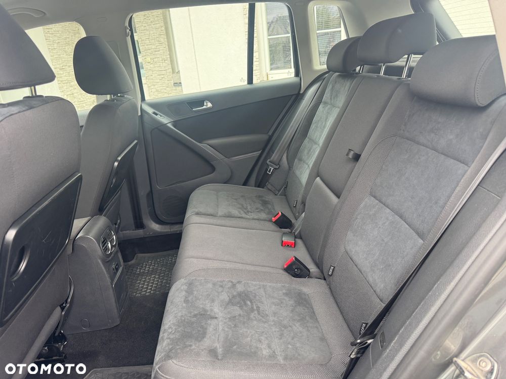 Volkswagen Tiguan 2.0 TSI 4Motion Lounge Track & Style - 11