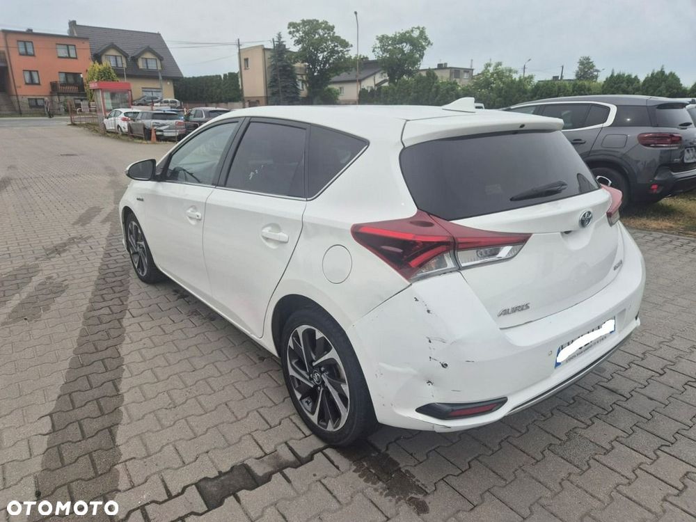 Toyota Auris - 5