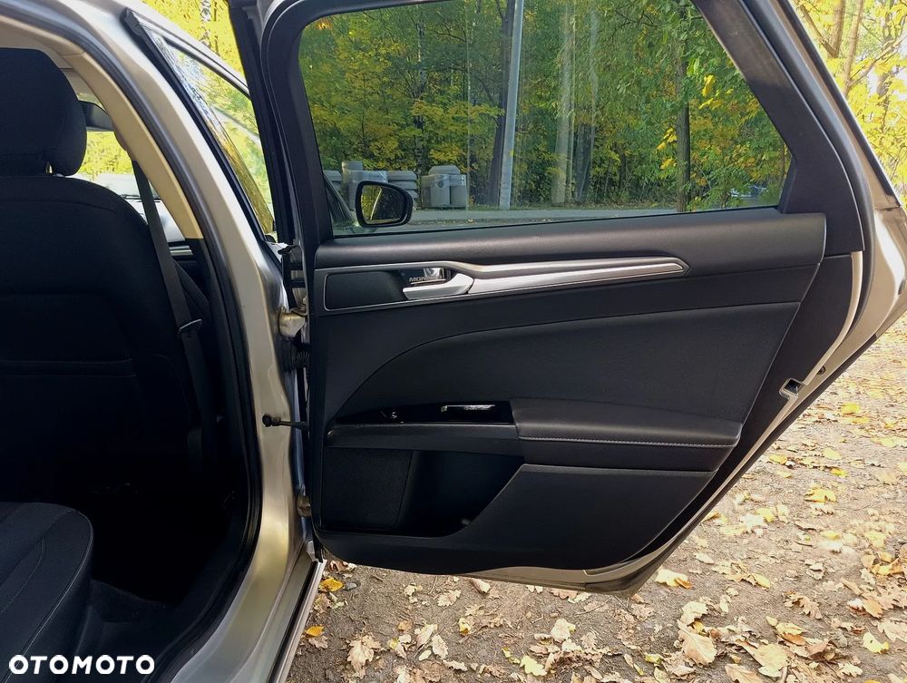Ford Mondeo - 20