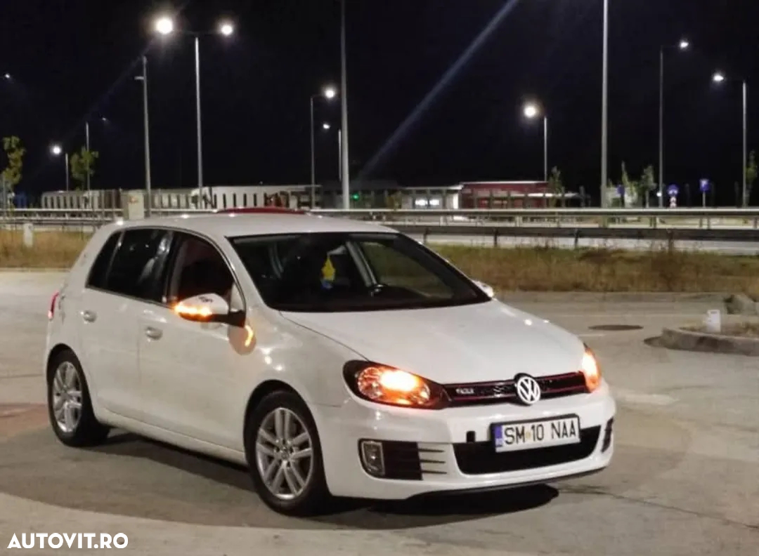 Volkswagen Golf 2.0 TDI BlueMotion Technology Highline DSG - 2