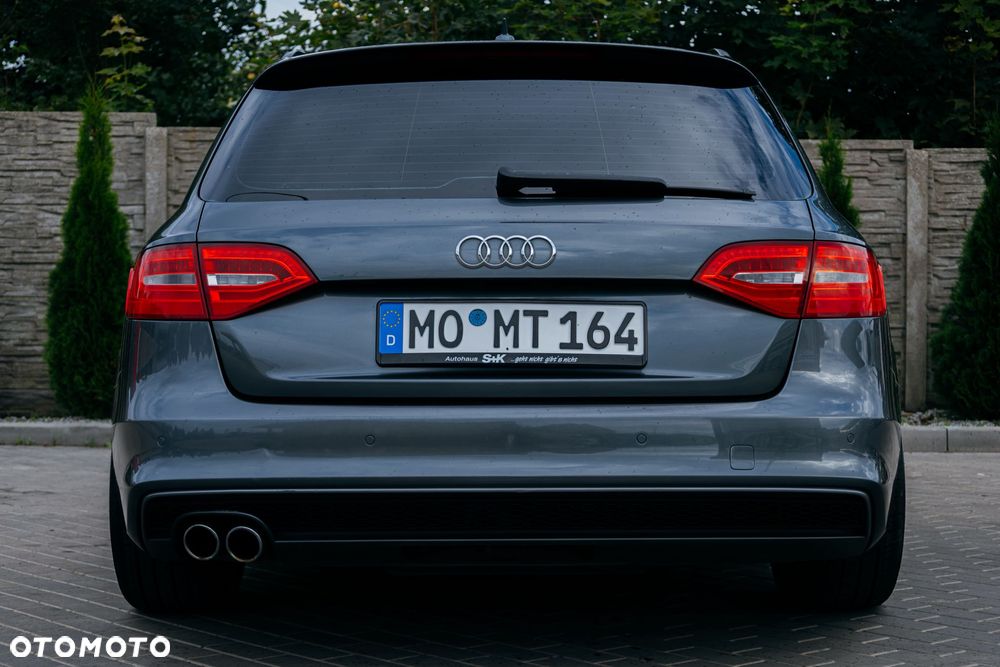 Audi A4 Avant 2.0 TDI DPF quattro S tronic S line Sportpaket - 6