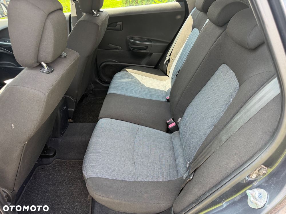 Kia Ceed 1.4 Comfort + - 9