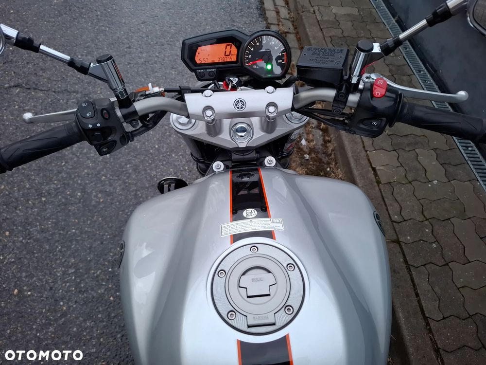 Yamaha FZ6 - 39