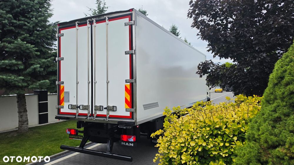 MAN ///TGM///18.290///2022///18000KG ///CHŁODNIA///8.20///20 EUROPALETY///THERMO-KING///T-800 R///IGLOOCAR///STAN BARDZO DOBRY. - 8