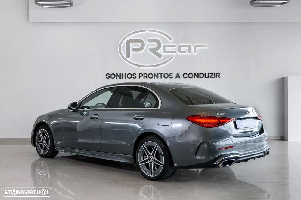 Mercedes-Benz C 300 de AMG Line - 3