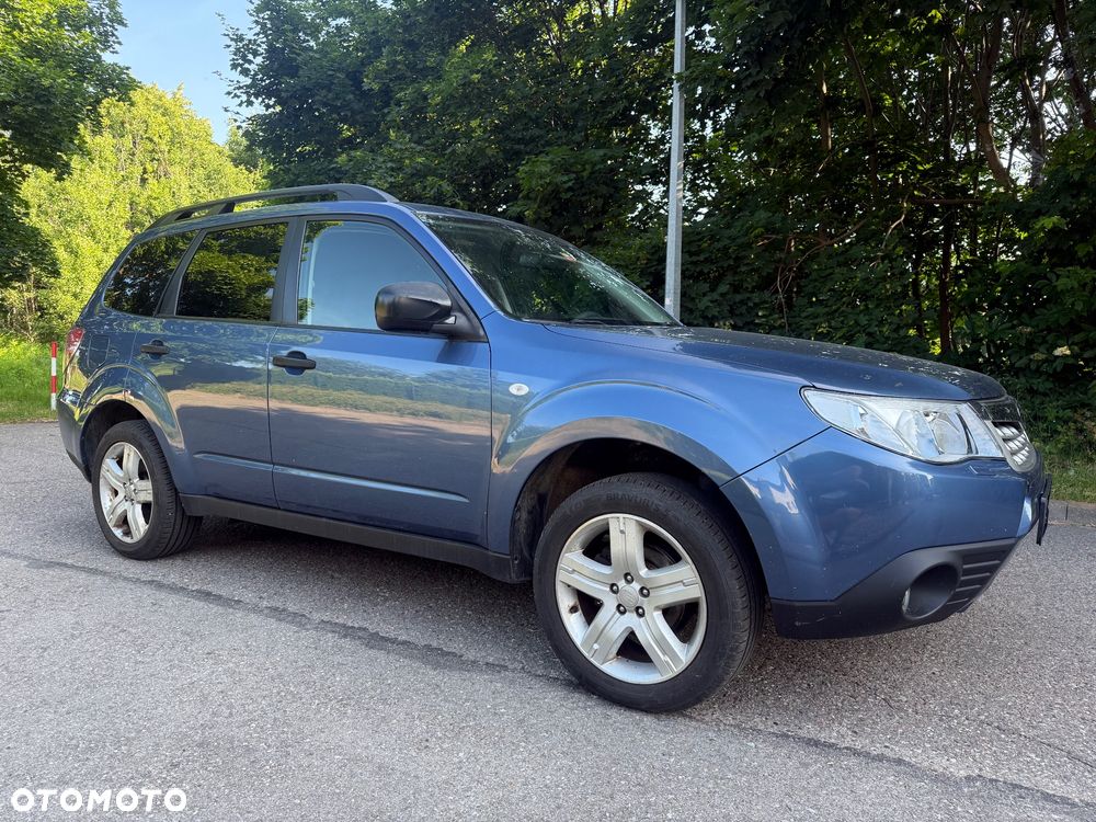 Subaru Forester 2.0X Exclusive - 3