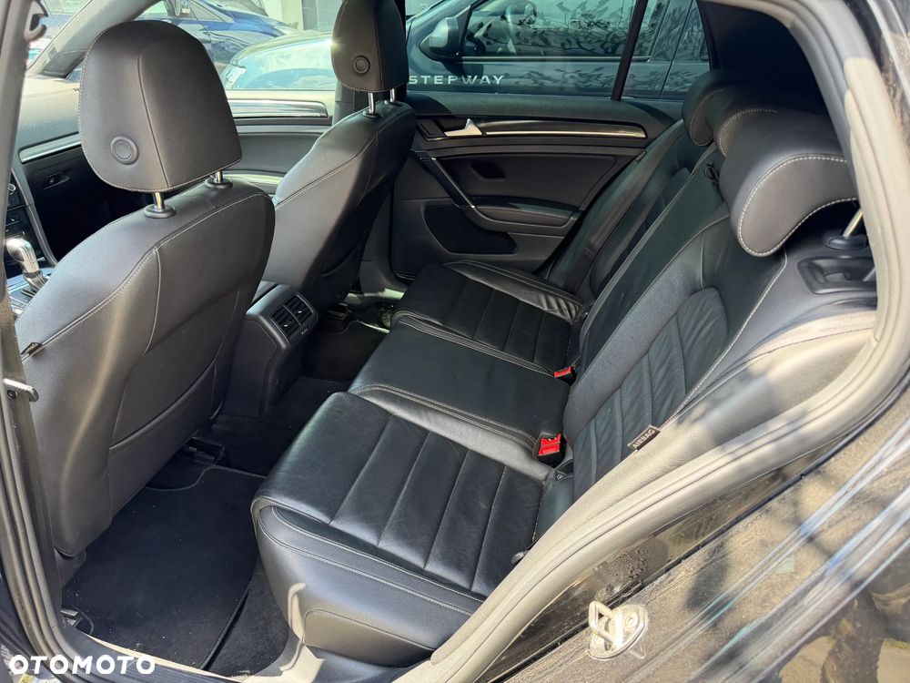 Volkswagen Golf R 2.0 TSI OPF 4Motion DSG - 7