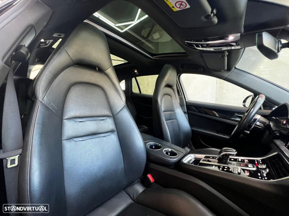 Porsche Panamera Sport Turismo 4 E-Hybrid Platinum Edition PDLS - 17