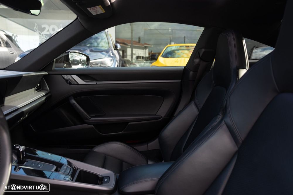 Porsche 911 (992) Carrera S PDK - 13