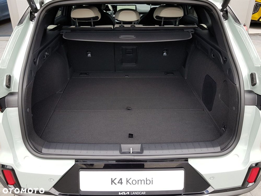 Kia K4 1.6 T-GDI GT Line - 33