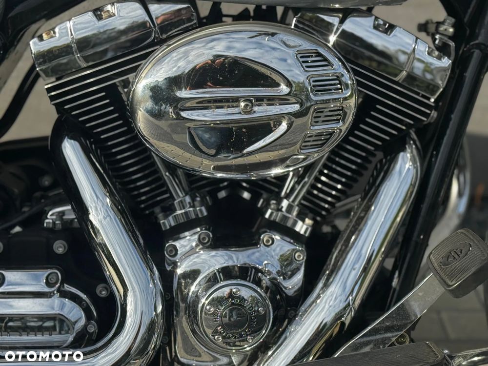 Harley-Davidson Touring Road King - 9