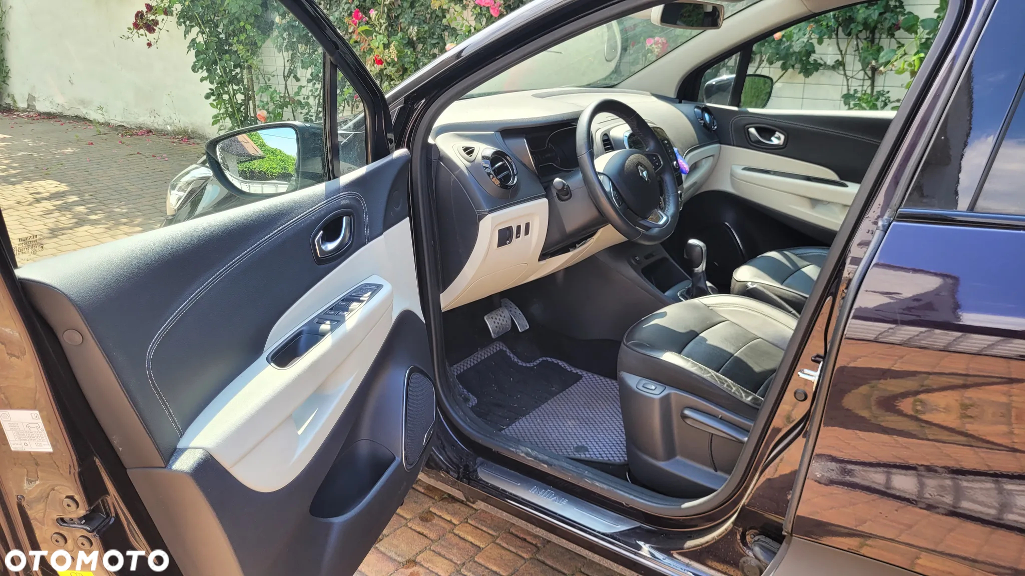 Renault Captur 1.3 Energy TCe Initiale Paris EDC - 8