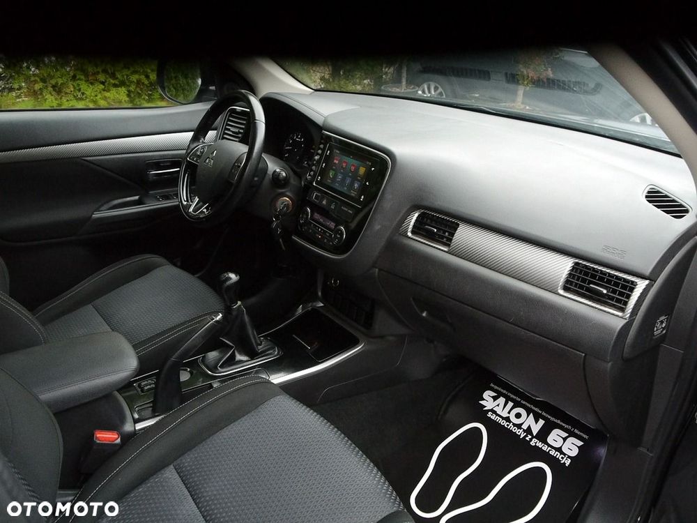 Mitsubishi Outlander 2.0 2WD Active - 27