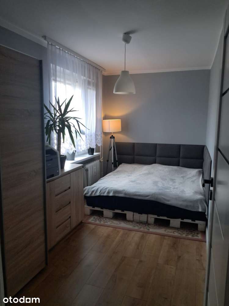 Sprzedam 4-pokojowe mieszkanie po generalnym remoncie - 73 m²