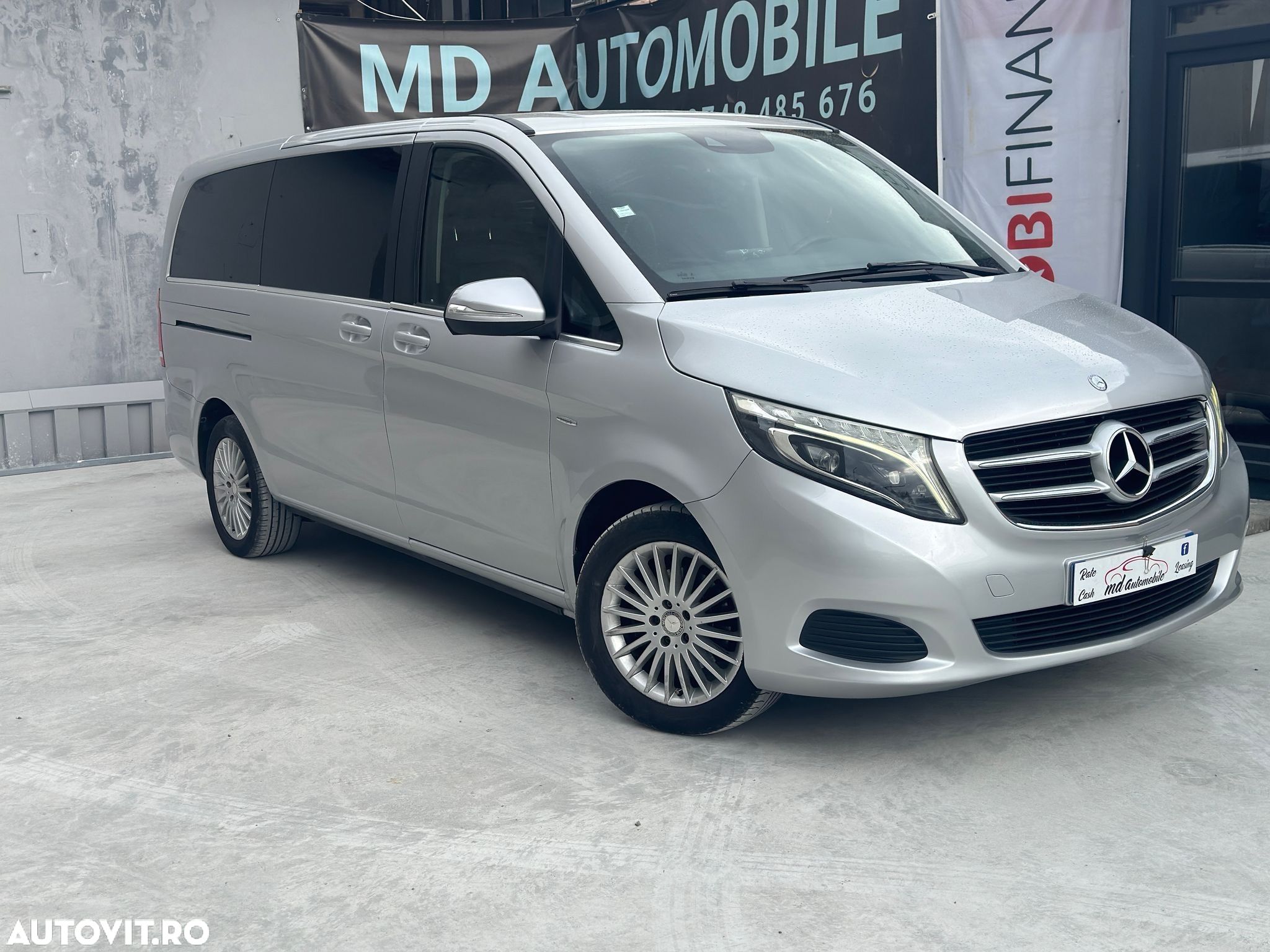Mercedes-Benz V - 1