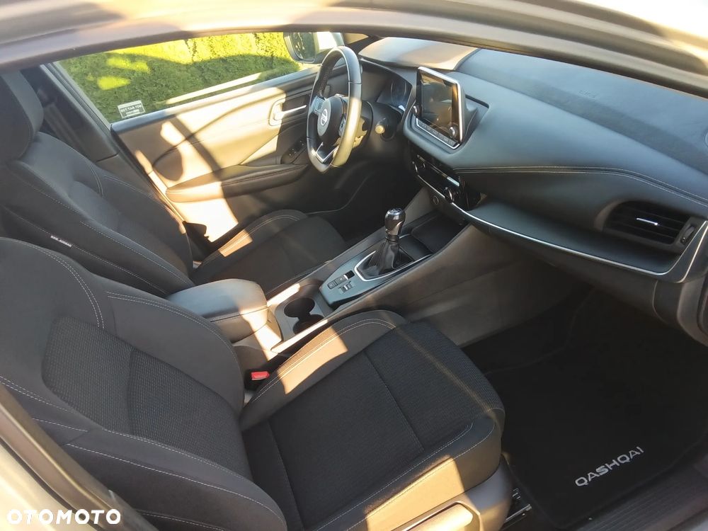 Nissan Qashqai 1.3 DIG-T mHEV Acenta - 21