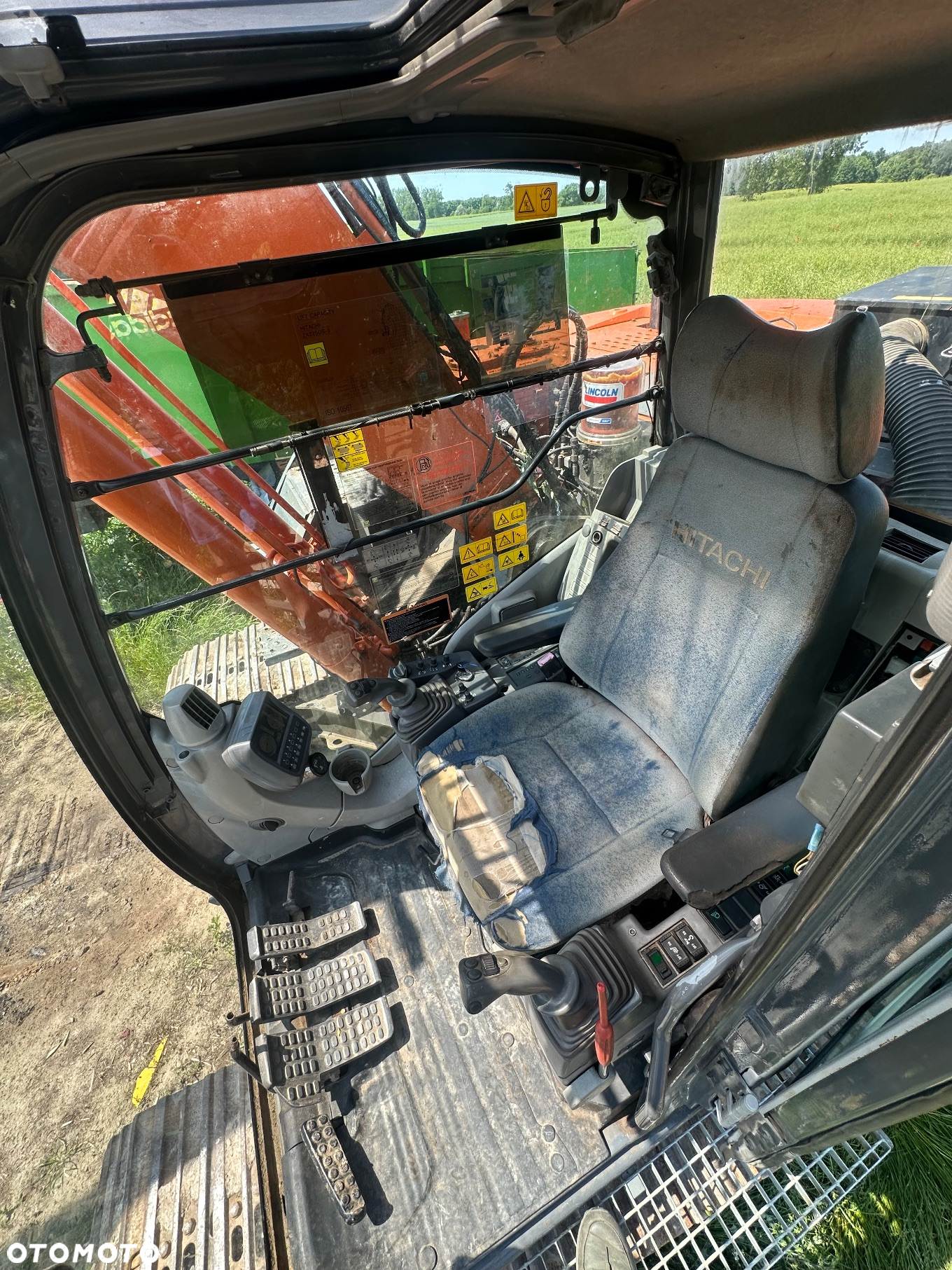Hitachi ZAXIS ZX 225 USLC - 3 - 10