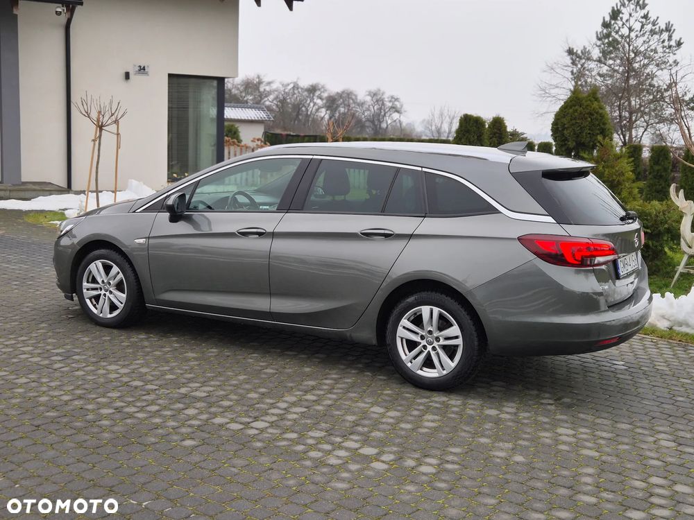 Opel Astra 1.6 D (CDTI) Start/Stop Innovation - 15