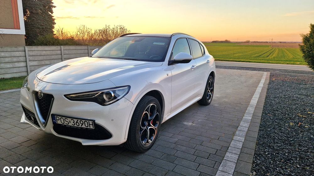 Alfa Romeo Stelvio 2.0 Turbo 16V AT8-Q4 Ti - 21