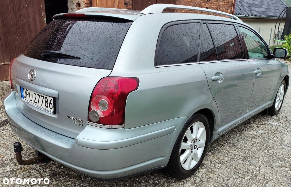Toyota Avensis - 3