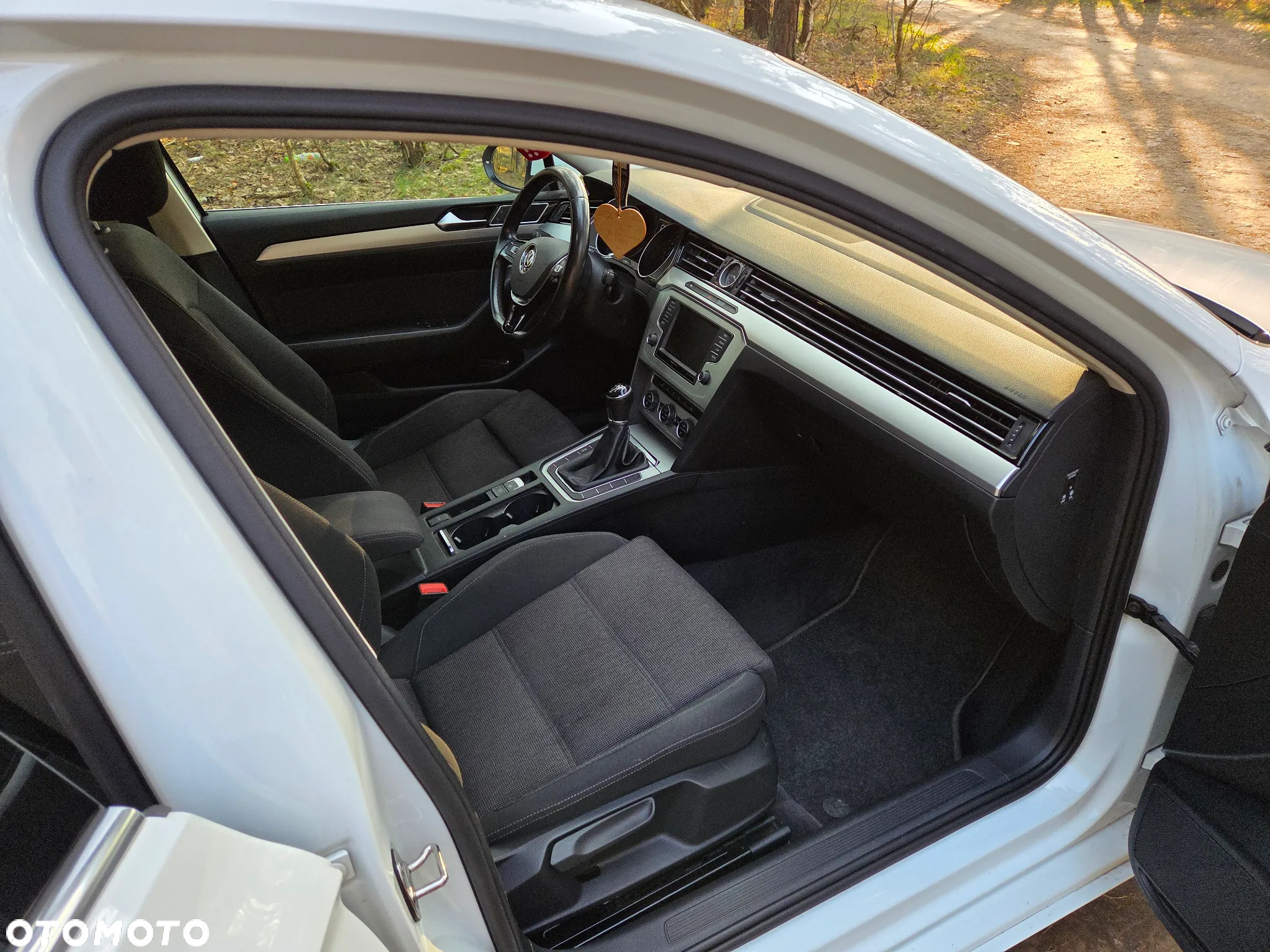 Volkswagen Passat 2.0 TDI BMT Highline - 5