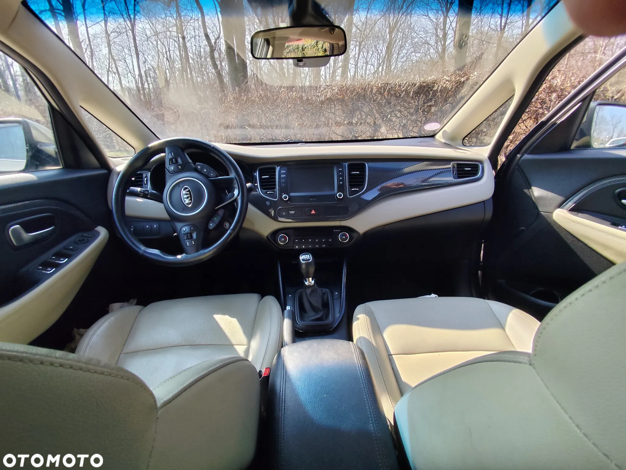 Kia Carens 1.6 GDI Business Line 7os EU6 - 3