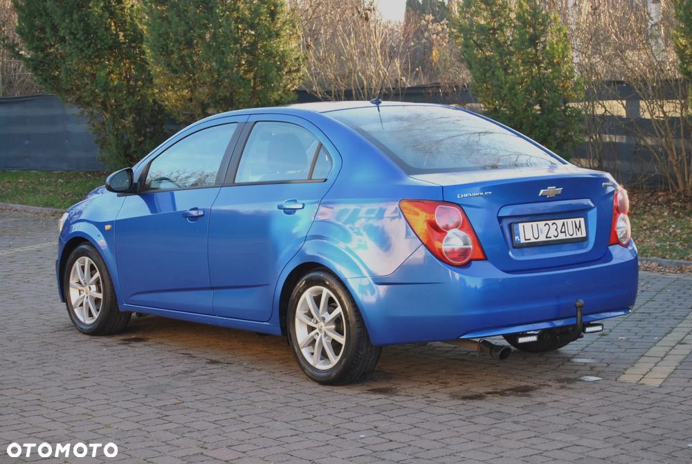 Chevrolet Aveo 1.2 LT - 4