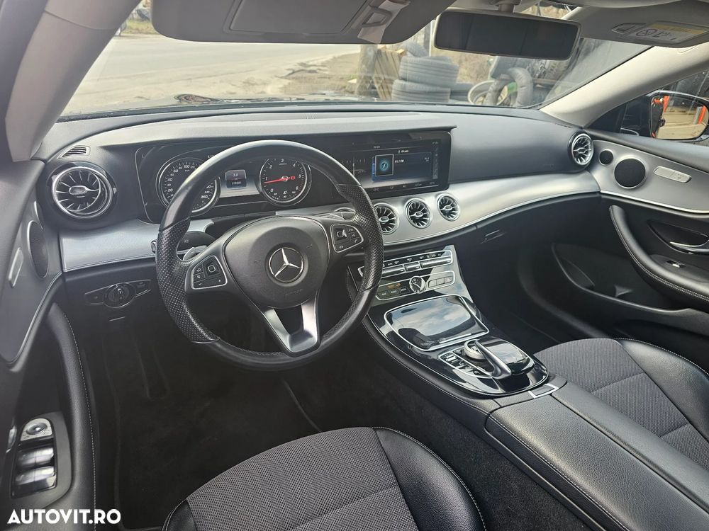 Mercedes-Benz E - 10