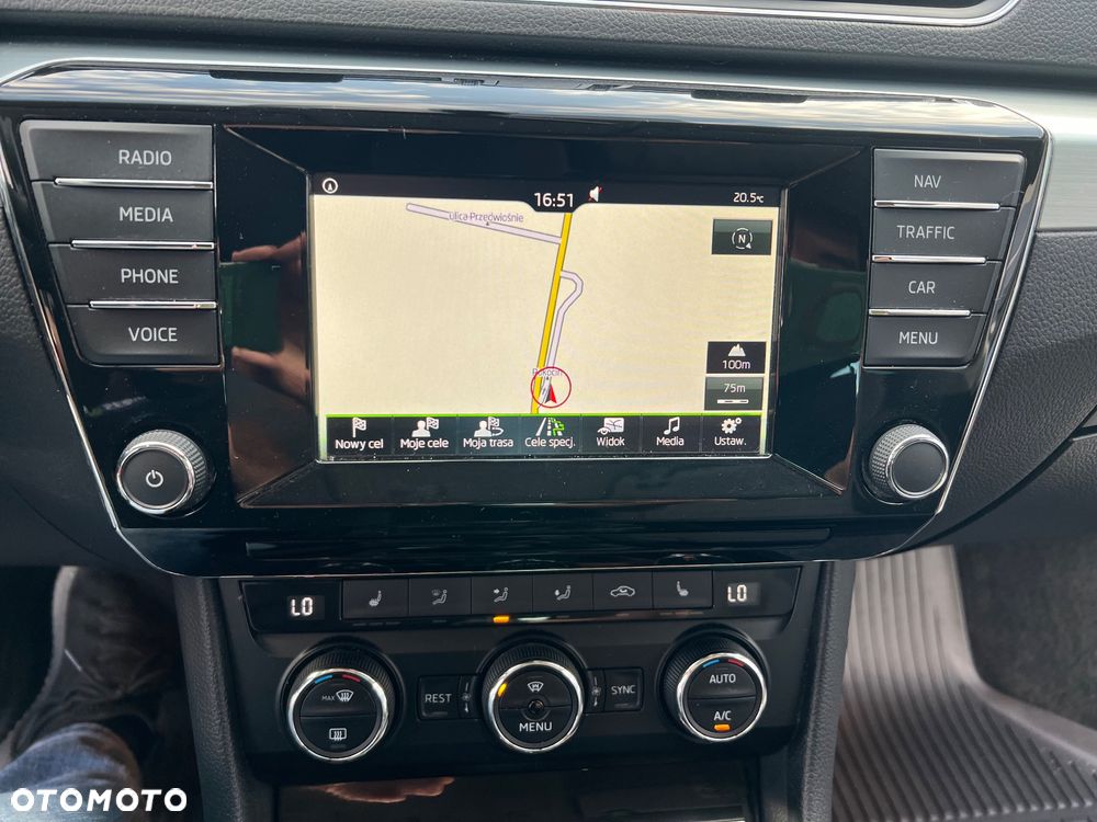 Skoda Superb 1.6 TDI GreenLine - 30
