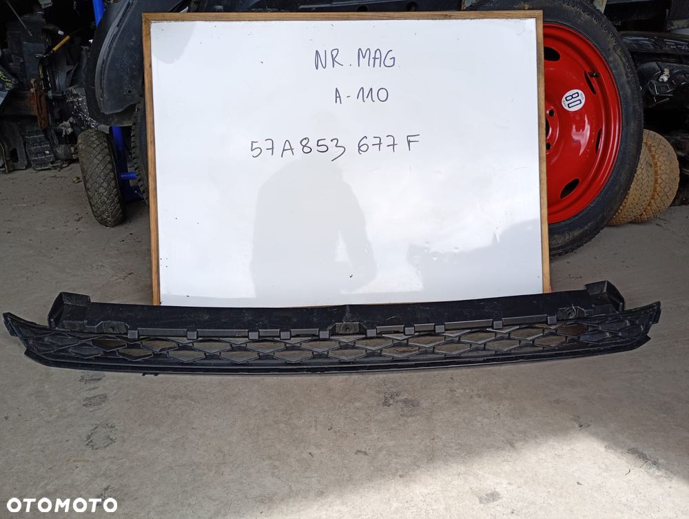 KRATKA ZDERZAKA ŚRODKOWA PRZÓD SKODA KAROQ 57A853677F - 1