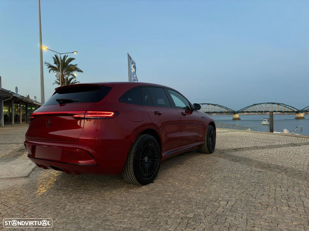 Mercedes-Benz EQC 400 4Matic AMG Line Electric Art - 37