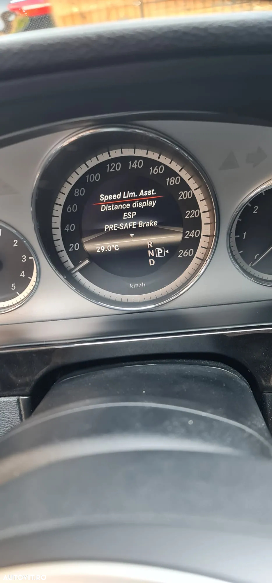 Mercedes-Benz E 250 CDI 7G-TRONIC Avantgarde - 30