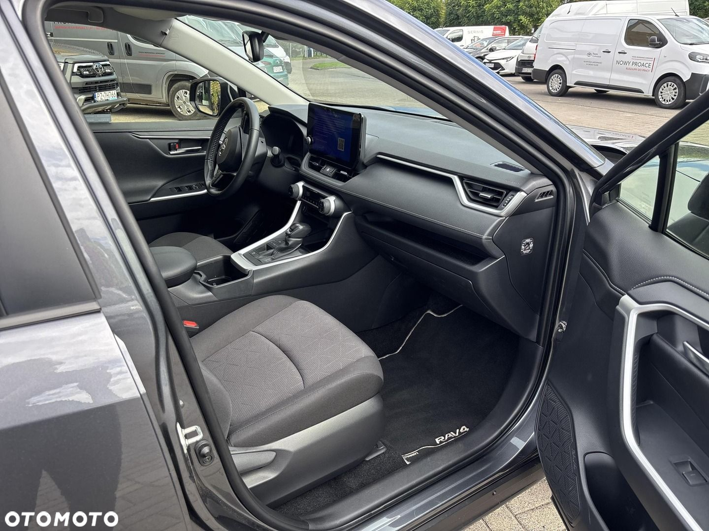 Toyota RAV4 - 13