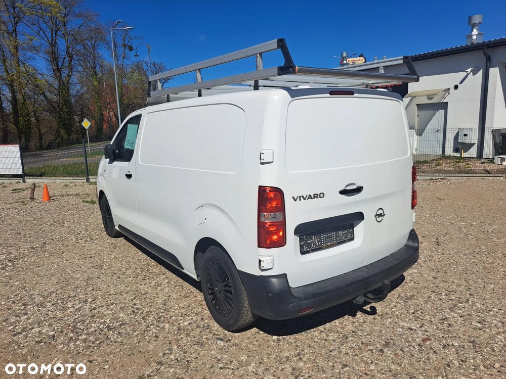 Opel vivaro - 2