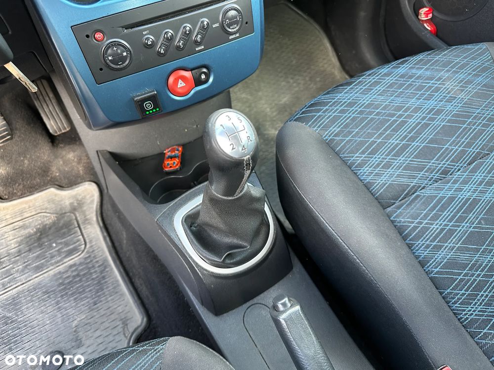 Renault Clio - 13