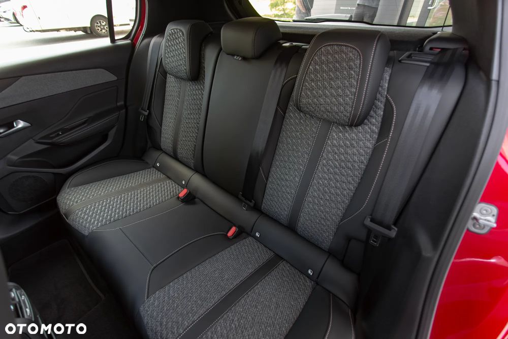 Peugeot 308 1.2 mHEV Allure S&S e-DCS6 - 27