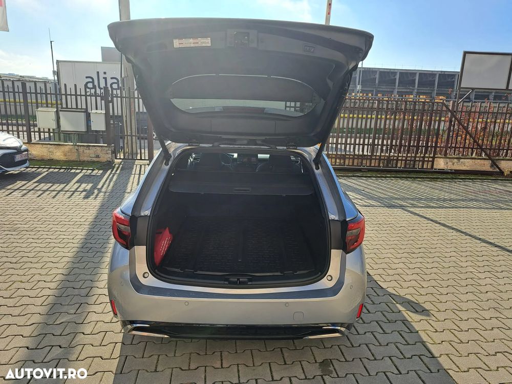 Toyota Corolla 2.0 HSD Exclusive - 20