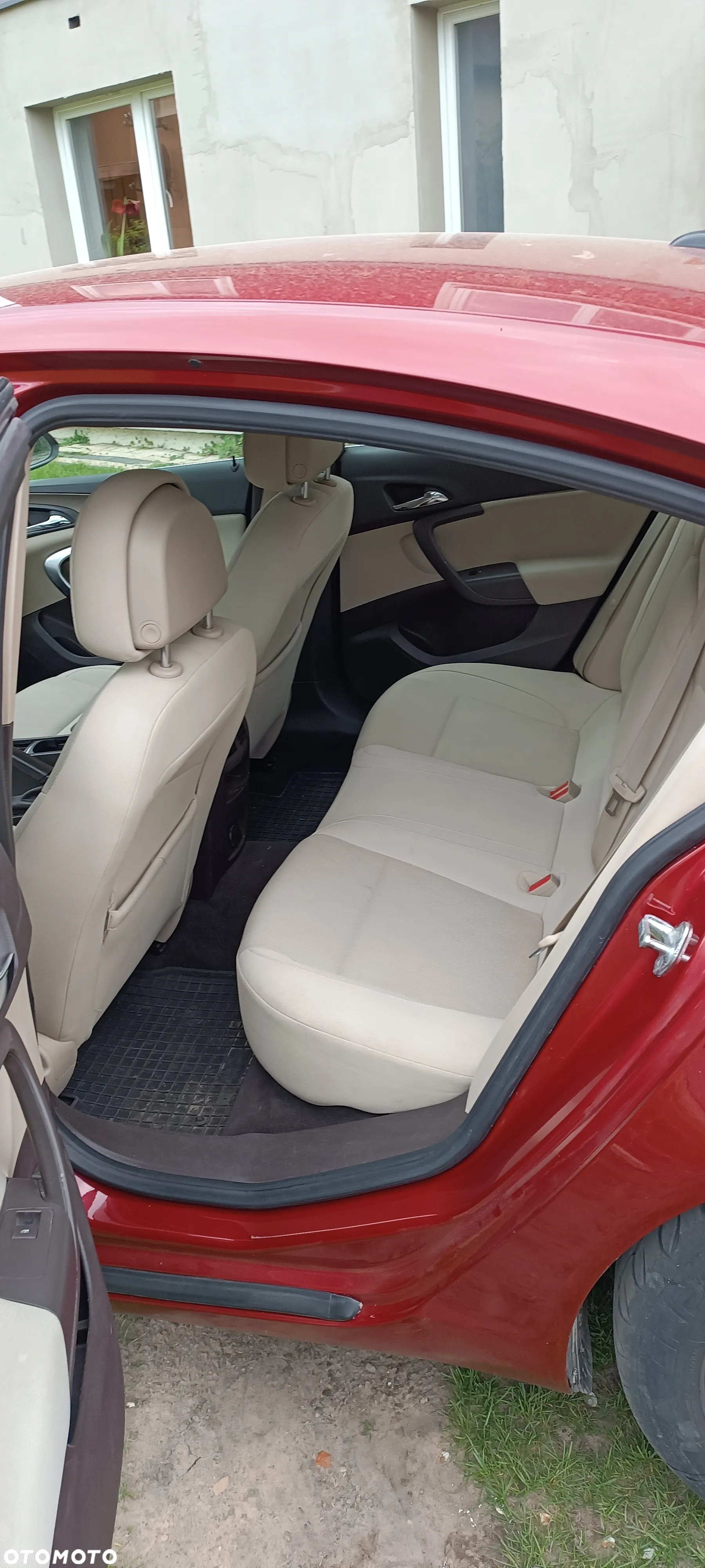 Opel Insignia 1.8 - 8