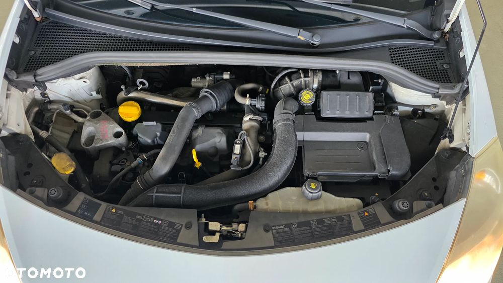Renault Clio 1.5 dCi Authentique - 9