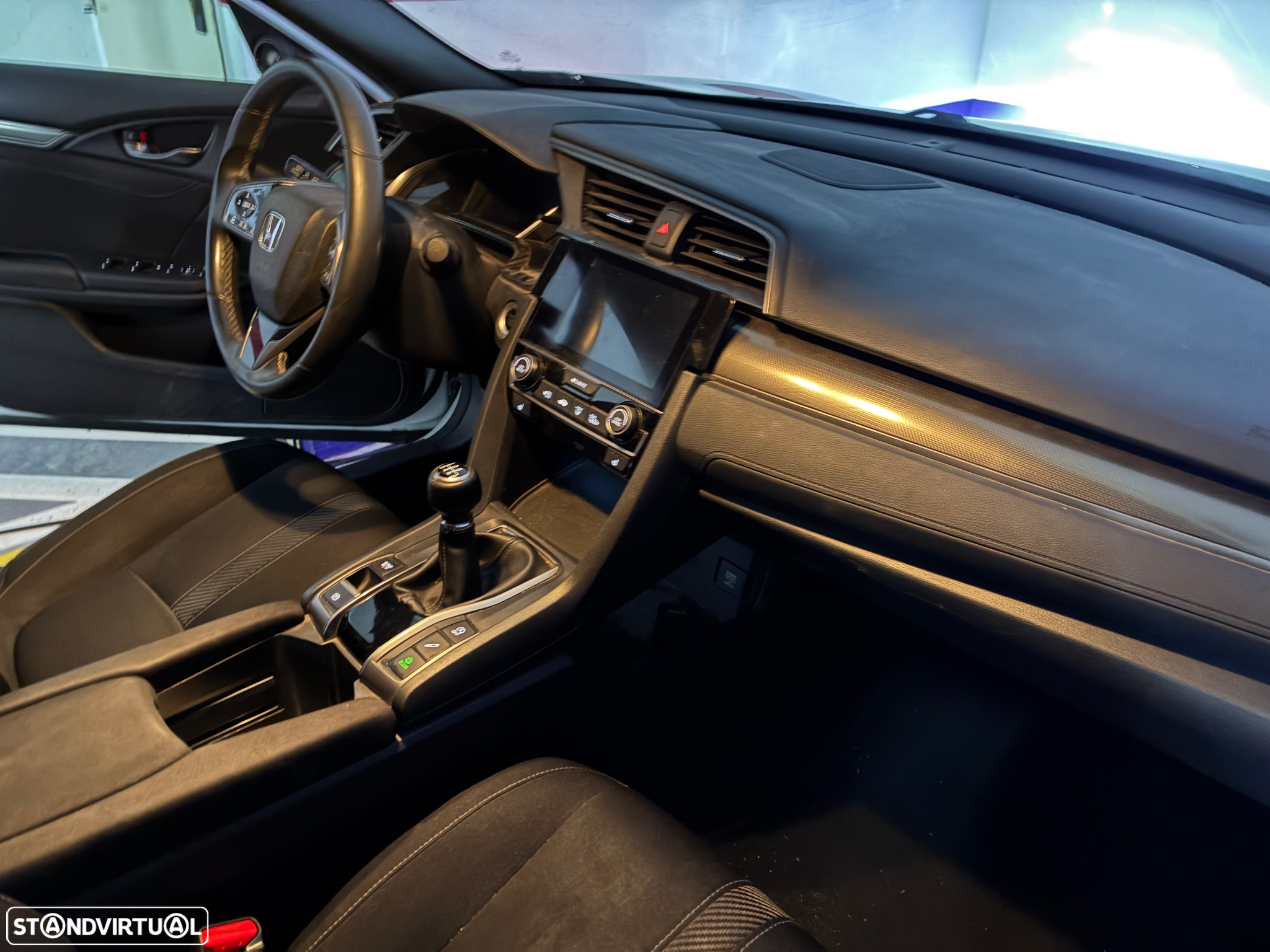 Honda Civic 1.0 i-VTEC Executive - 7