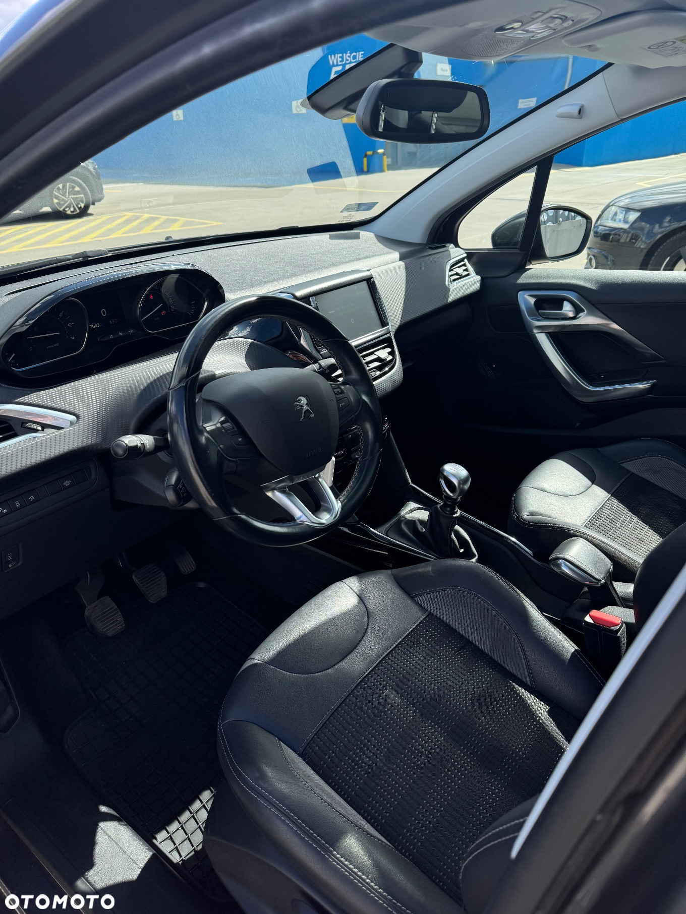 Peugeot 2008 1.2 Pure Tech GPF Allure S&S - 3
