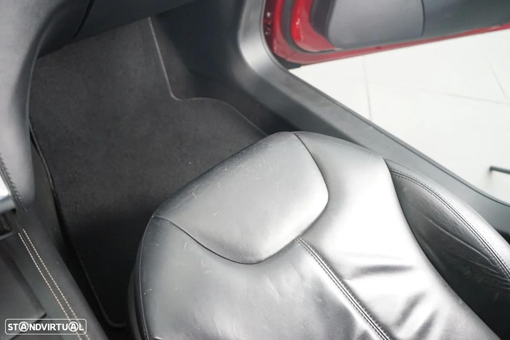 Tesla Model S 85 - 34