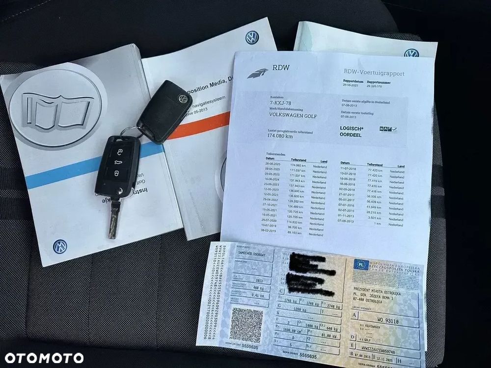 Volkswagen Golf 1.6 TDI BlueMotion Technology Cup - 39