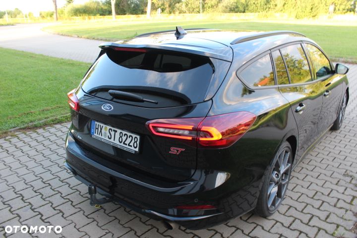 Ford Focus 2.3 EcoBoost ST X - 14